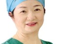 天使“妈妈”曾文：“战地医院”奋战两月